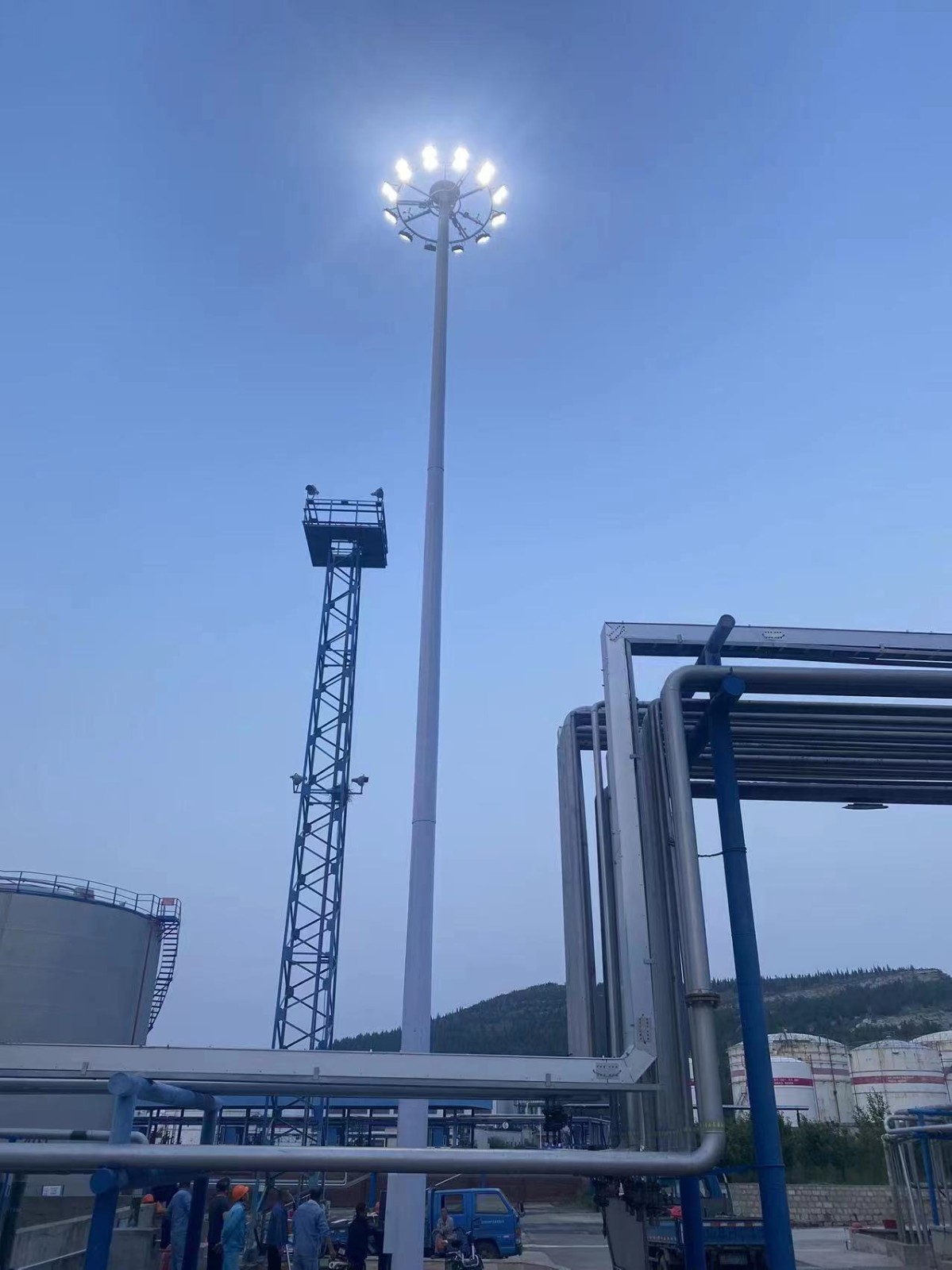 高杆照明